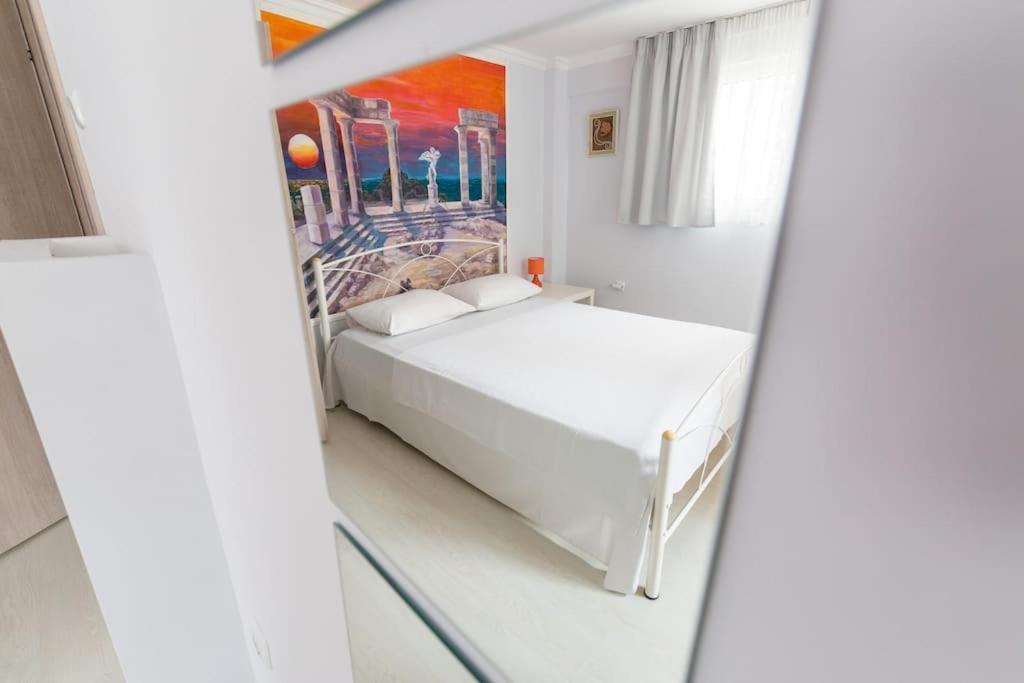 2 Bedrooms Apartment Close To Metro Dafni In Athens Exterior photo